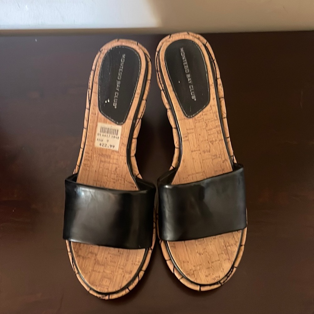 Beautiful Design Heal … Black just need a little TLC. Worn Twice.